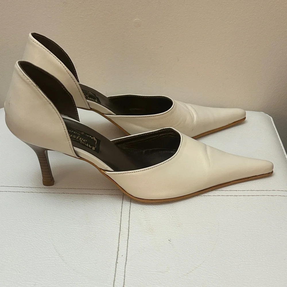 Shoes Exclusive Elegant Cream Women's Shoes size 6 - Picture 2 of 5